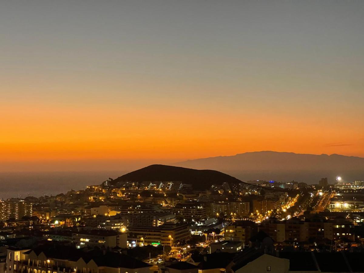 Appartamento Sunset In The Heights Ocean View - Heated Pool Los Cristianos  Esterno foto